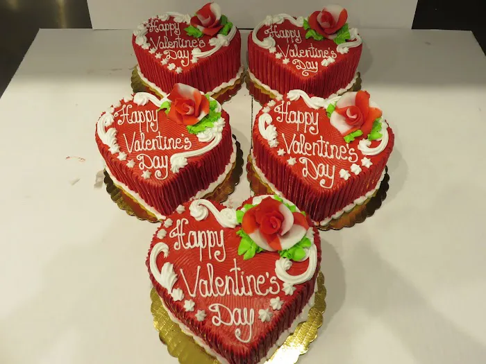 Shloimy's Bakery Picture 3