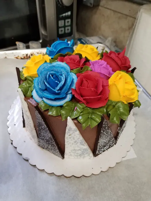 Shloimy's Bakery Picture 7