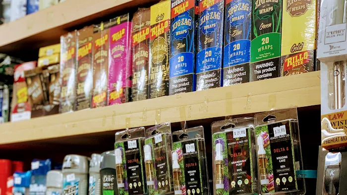 King3deli grocery Picture 6