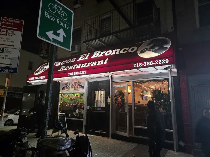 Tacos El Bronco Picture 3