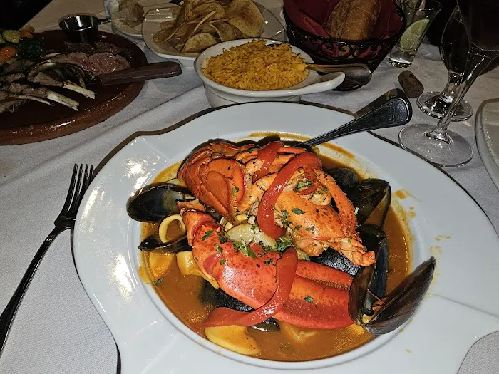 Sayola Restaurant Picture 2