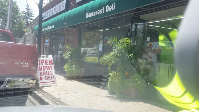 Demarest Deli Picture 10
