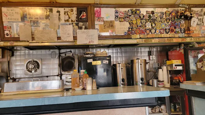 Dumont Crystal Diner Picture 5