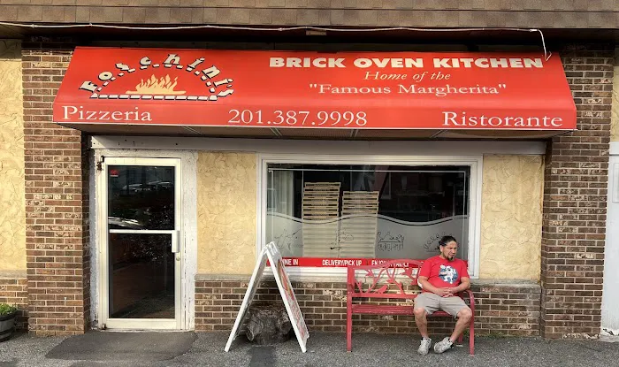 Foschini's Brick Oven Kitchen Picture 9