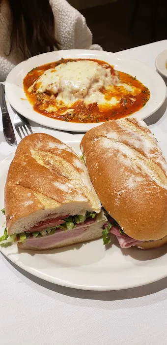 Alessandro's Trattoria E Pizzeria Picture 2