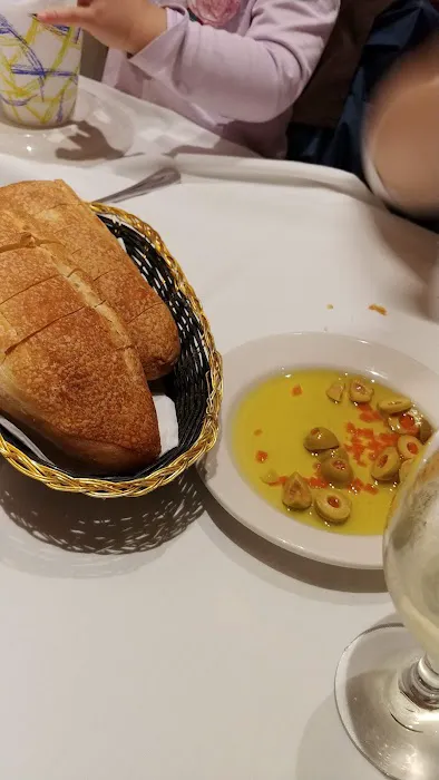 Alessandro's Trattoria E Pizzeria Picture 10