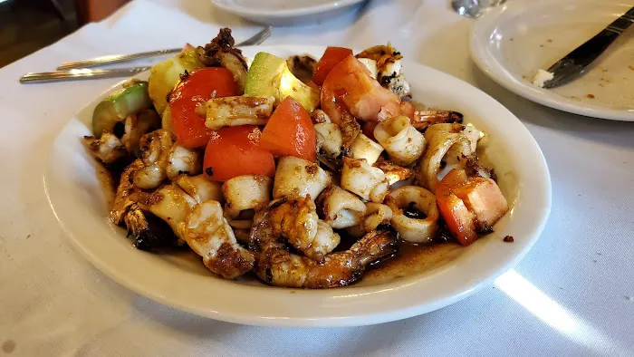 Alessandro's Trattoria E Pizzeria Picture 7