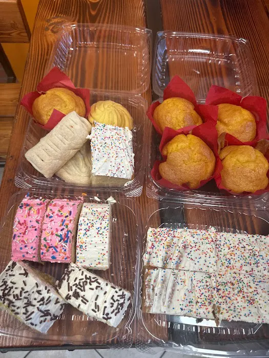 La Rancherita Bakery Picture 9