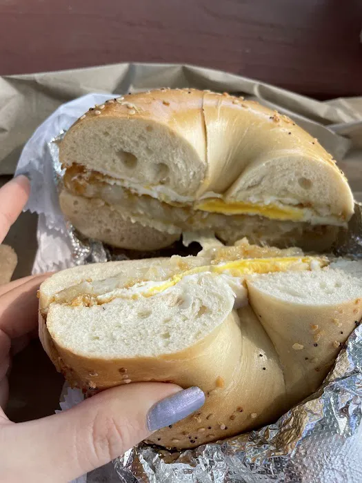 BorderLine Bagel & Deli Picture 1