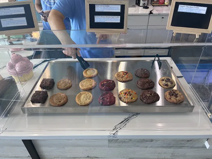 Crave Creamery Picture 7