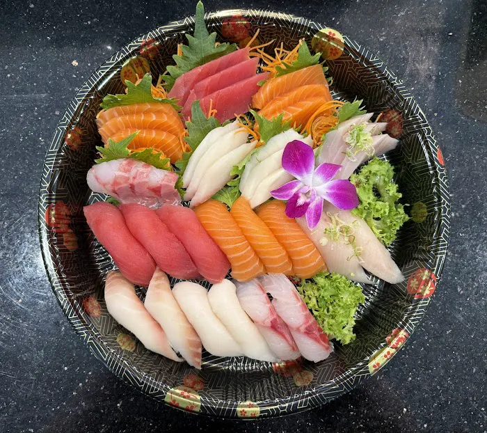 Bamboo Sushi & Hibachi Picture 3
