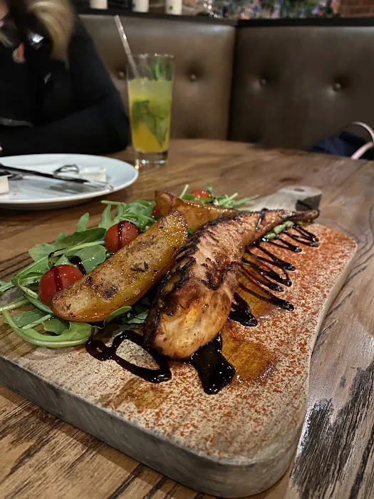 La Taberna Steak & Tapas Bar Picture 8