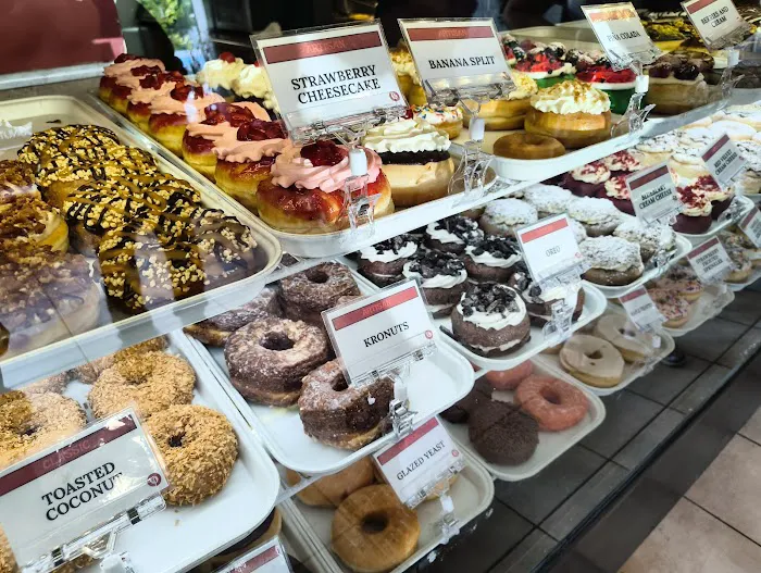Glaze Donuts - New Milford Picture 8