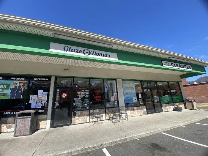 Glaze Donuts - New Milford Picture 4