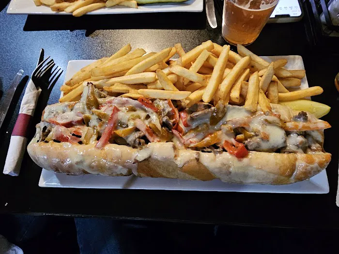 Dog House Saloon & Grill Picture 9