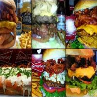 Dog House Saloon & Grill ico