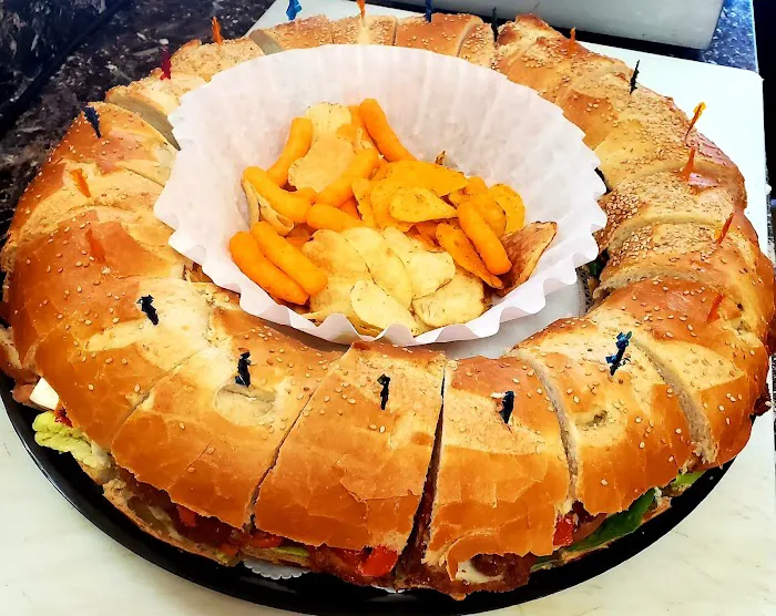 Paramus Bagels & Deli Picture 4