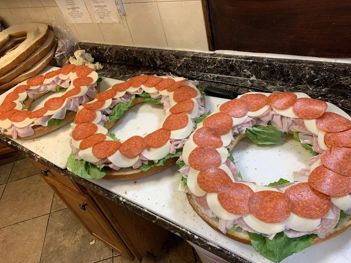 Paramus Bagels & Deli Picture 8