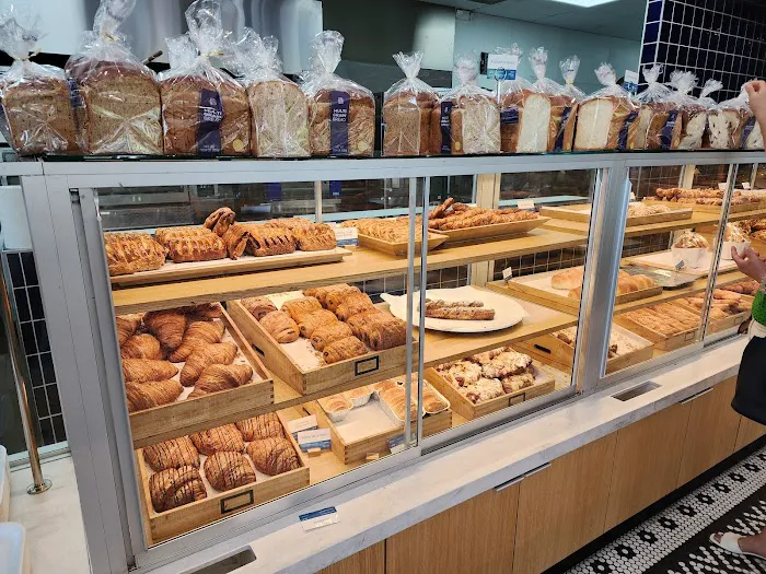 Paris Baguette Picture 2