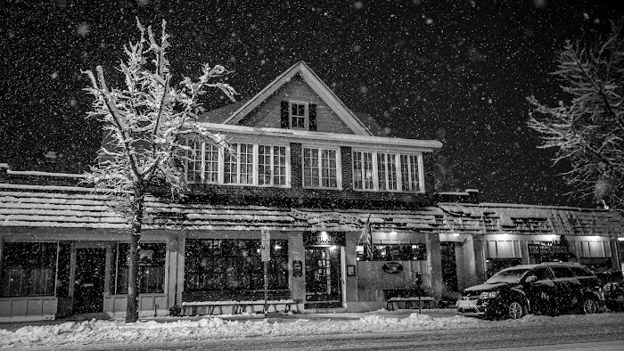 The Tavern @ The Iron Horse Picture 1