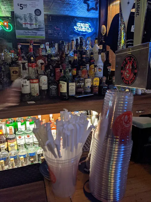 Lou's Tavern Picture 6