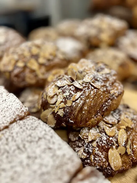Le Carré Café & Pâtisserie Picture 6