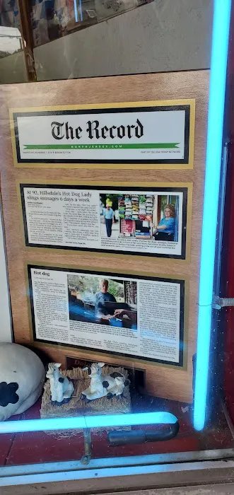 The Hot Dog Lady Picture 2