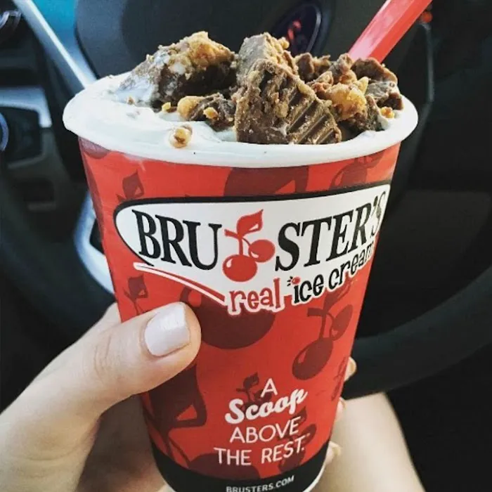 Bruster's Real Ice Cream Picture 1