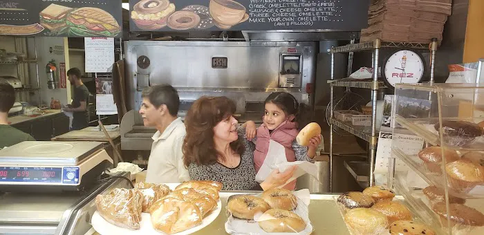 West Hills Deli Picture 8