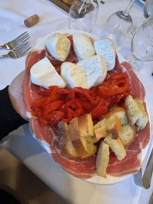 Fig & Tomato Italian European Eatery Picture 9