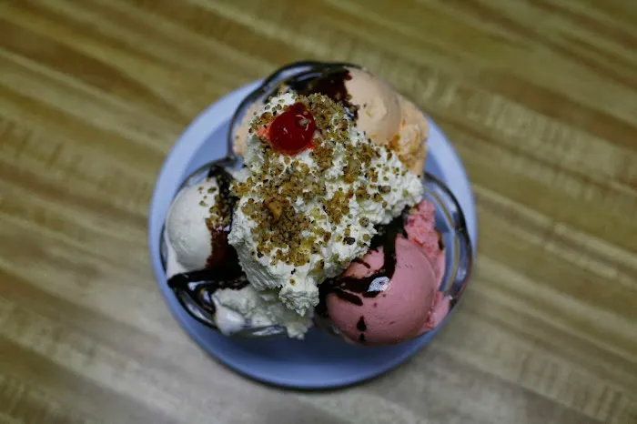 Conrad's Confectionery Picture 5