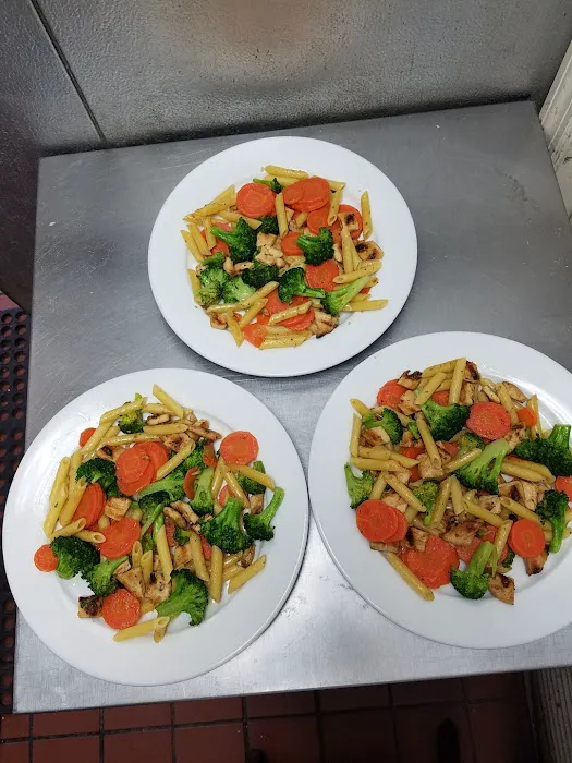 Lisa's Pizza Picture 8