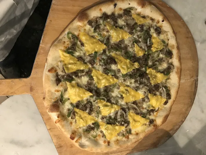 Lisa's Pizza Picture 1