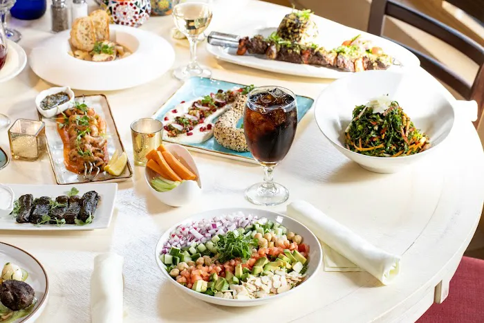 Mezza Mediterranean Picture 7