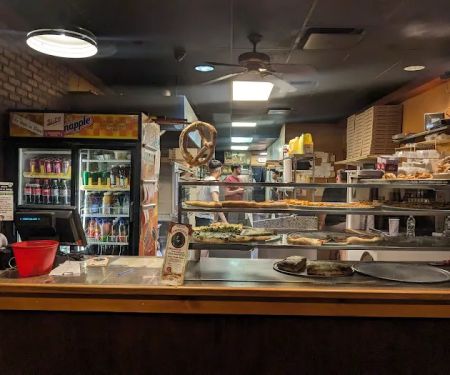 Pompilio's Pizza & Restaurant