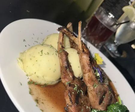 Vybez Restaurant and Lounge
