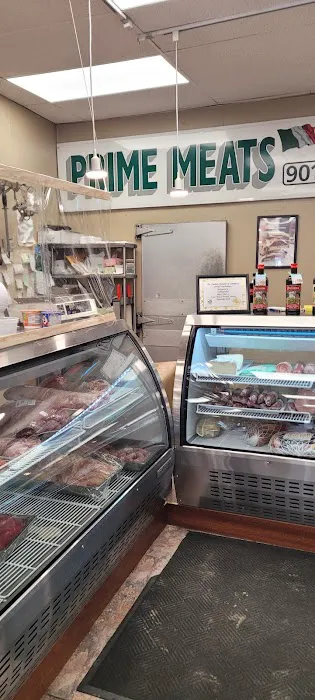 Solazzo's Market Picture 3