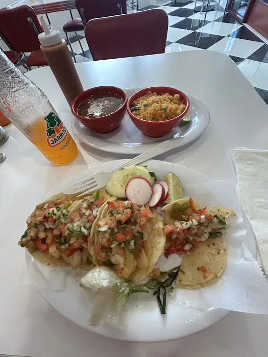 Midland Taco House Picture 7