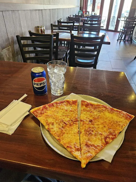 Midland Pizzeria and Restaurant Picture 5