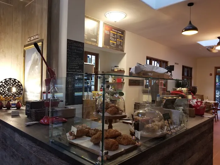 BXVL Coffeehouse Picture 1