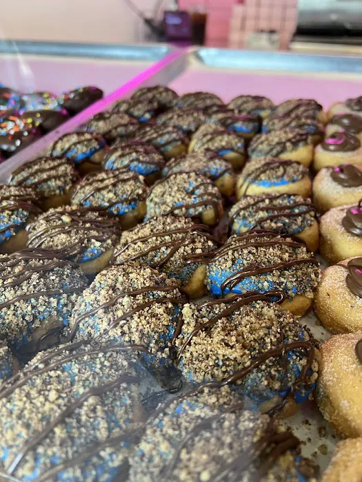Grey’s Donuts Bronxville Picture 7