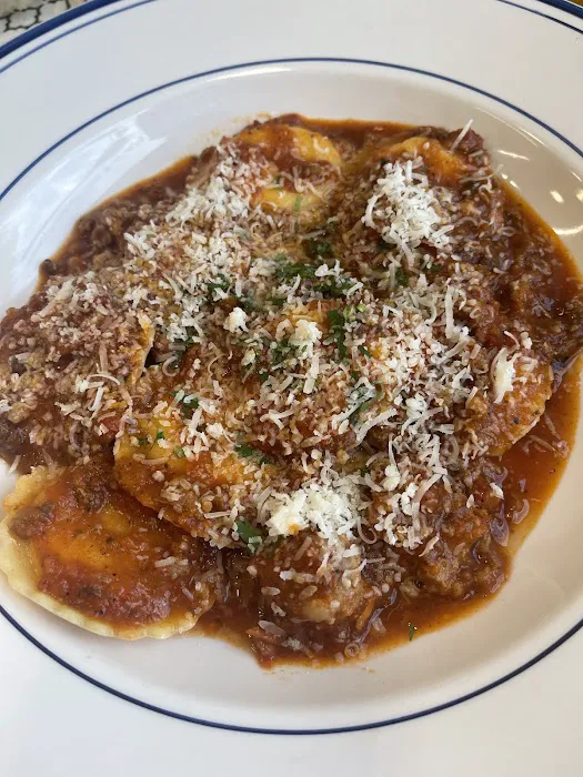 Bacione Pasta Shop Picture 5