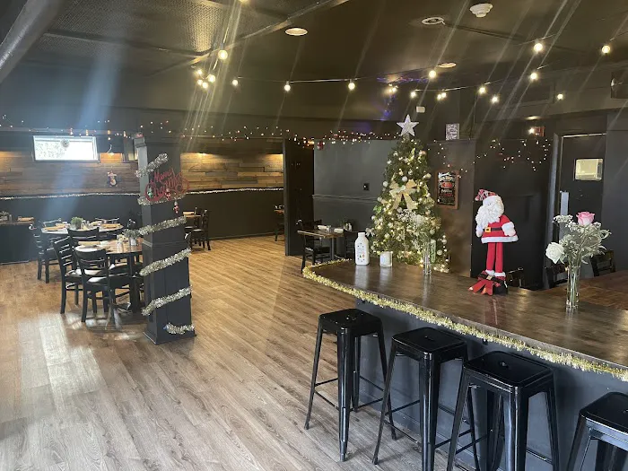 Tuck'd Away Bar and Grill Picture 7