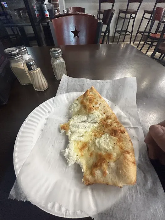 Cosimo & Johnny's Pizzeria Picture 7