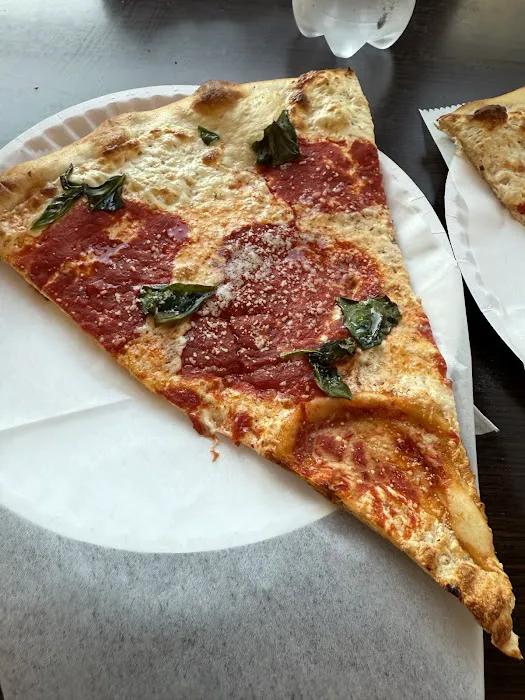 Cosimo & Johnny's Pizzeria Picture 8