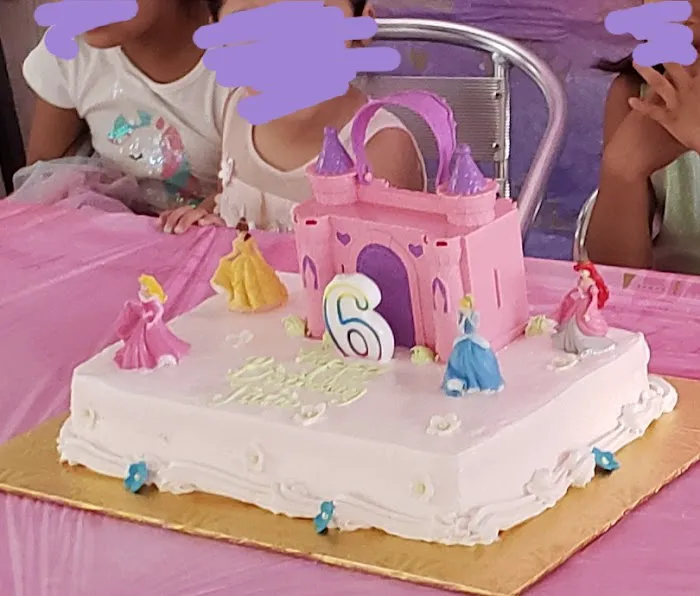 Carolina's Desserts Picture 5