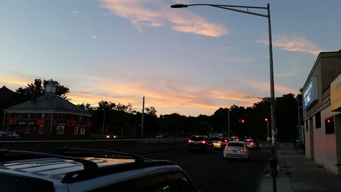 The Hole In The Wall Bar Picture 7