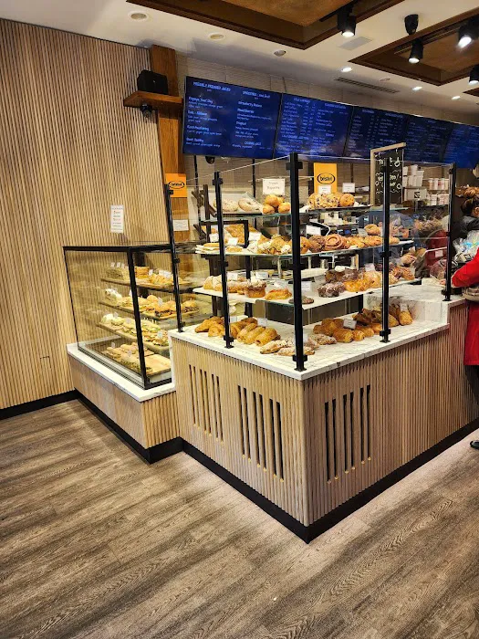 Martine's Fine Bake Shoppe Picture 7
