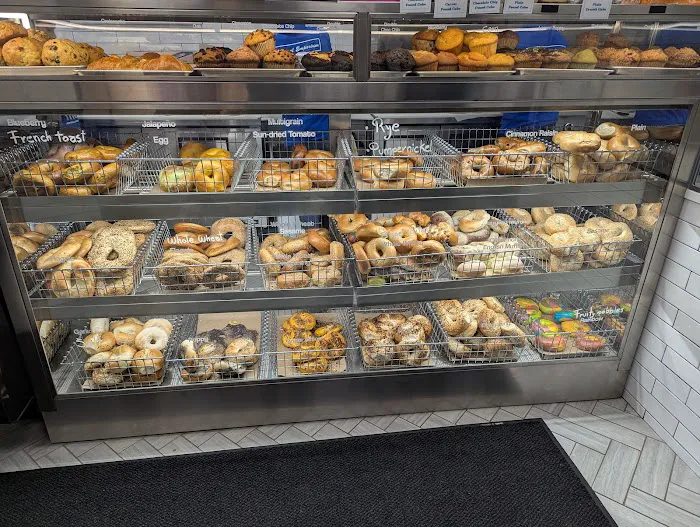The Bagel Emporium of Scarsdale Picture 3
