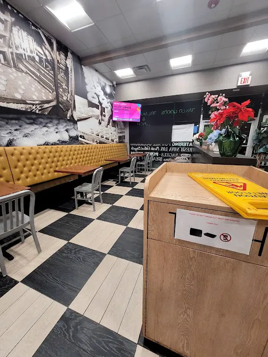 Long Island Bagel Cafe Picture 8